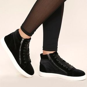 2 DAYS LEFT! EVERYTHING MUST GO!